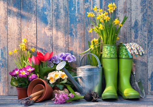 spring-garden-accessories