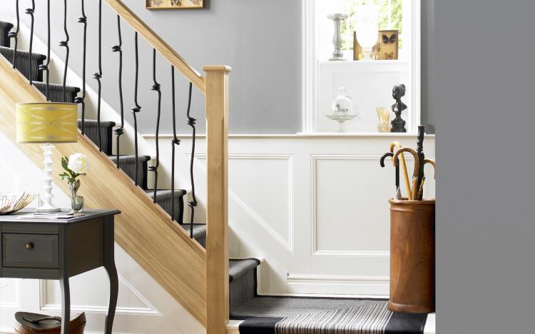 An image of Iron Balustrade in the home.