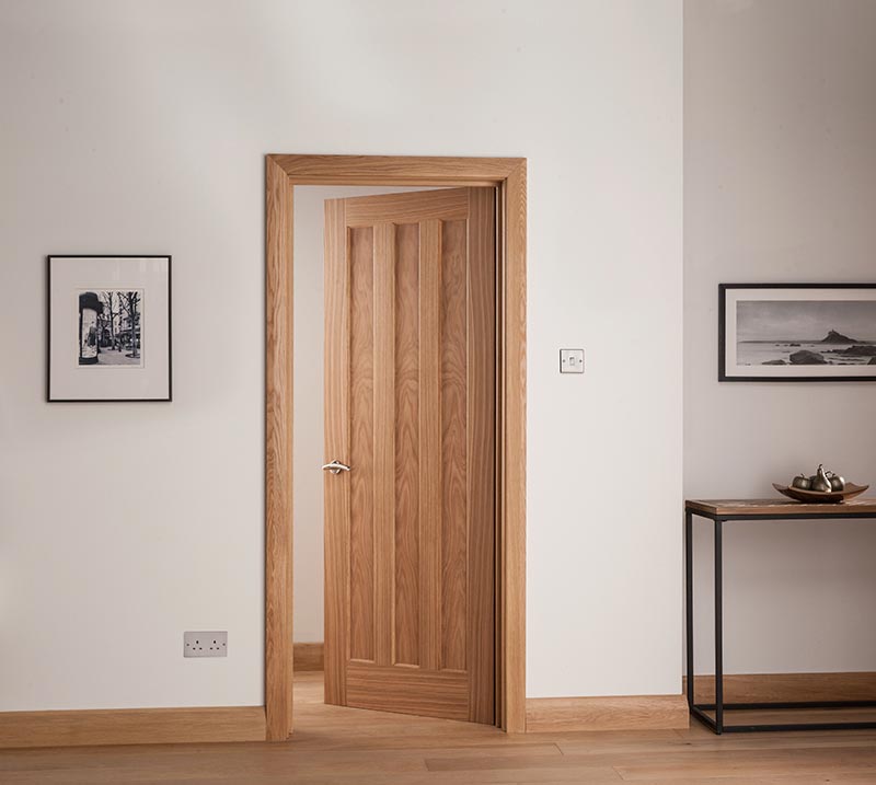 Brindley Vertical 3 Panel Oak Internal Door